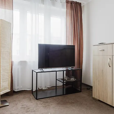 Osiedle Piastowskie Comfort By Bookinghost * 포즈난