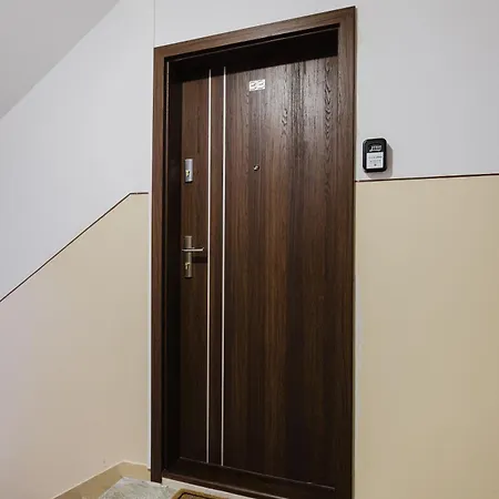 Osiedle Piastowskie Comfort By Bookinghost 아파트 *