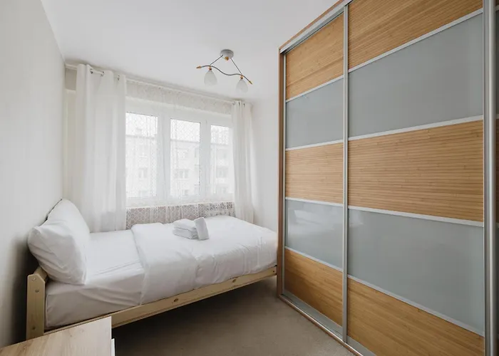 Osiedle Piastowskie Comfort By Bookinghost アパート