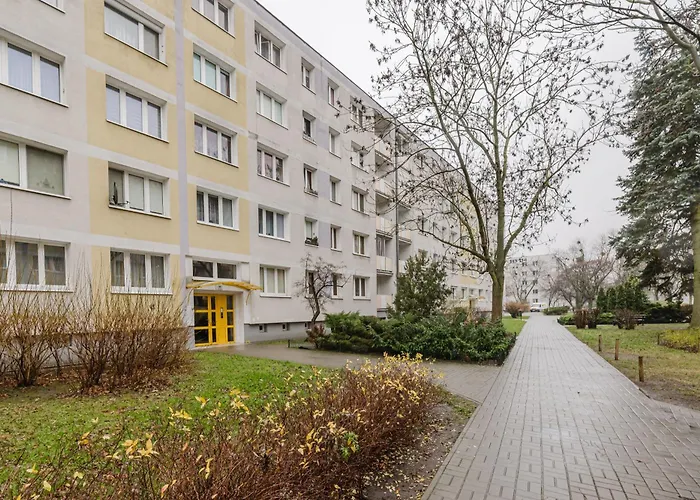 アパート Osiedle Piastowskie Comfort By Bookinghost ポズナン