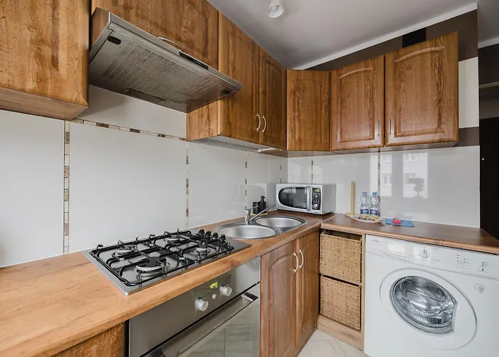 Osiedle Piastowskie Comfort By Bookinghost ポズナン